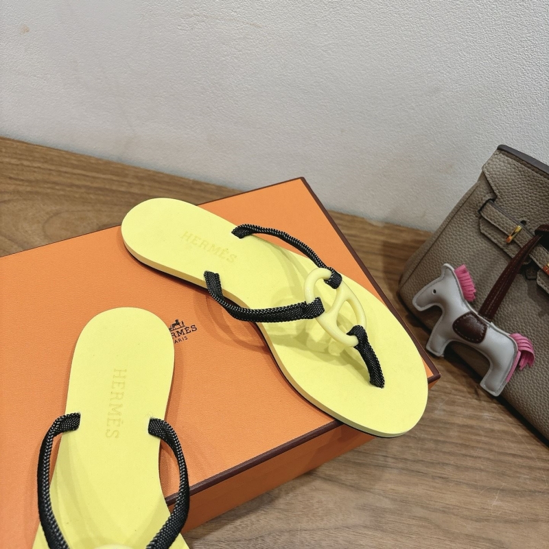 H**me5 slippers